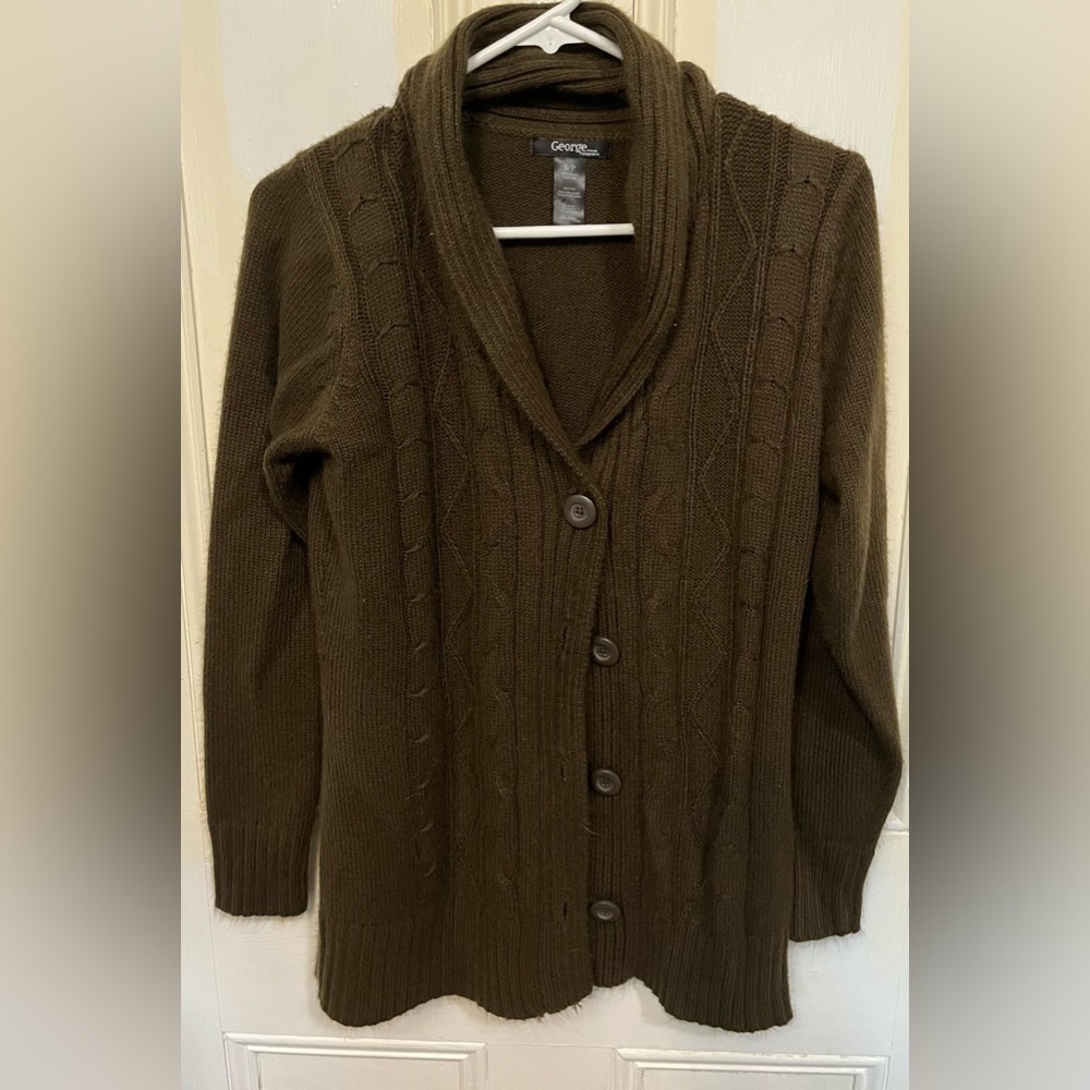 George l Button Up Cardigan in green